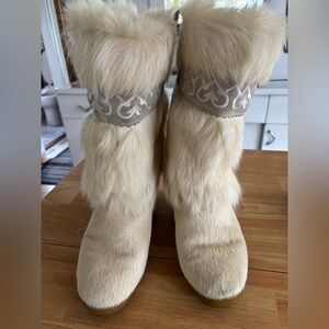 Tecnica Vtg Off White Goat Fur Boots Embroidered Moon Boots ITALY Sz 39 8